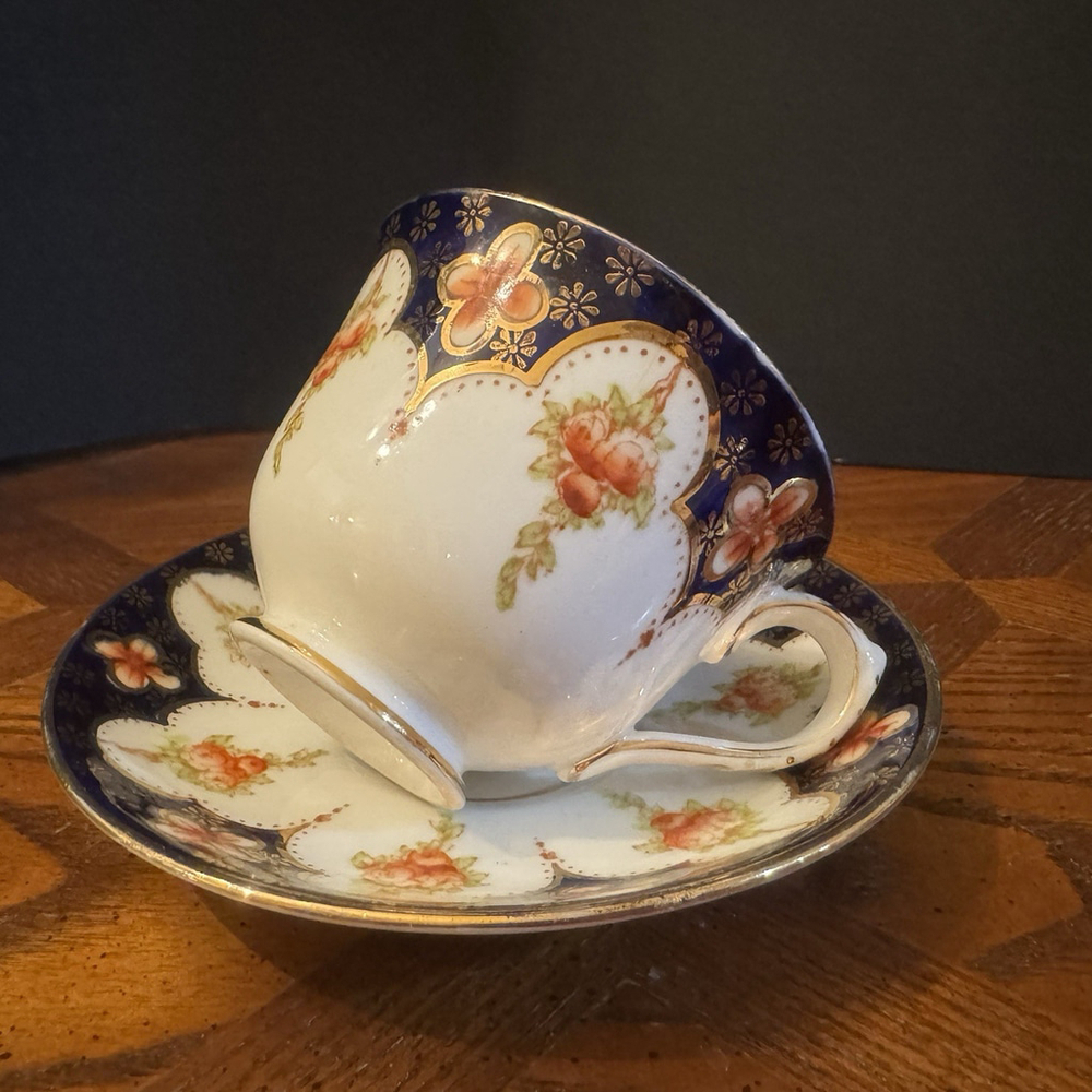 Set Of 8 Vtg Royal Albert Crown China Imari Style 4692 Cobalt Blue Cup & Saucer - Picture 4 of 12